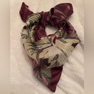 Floral Plaid Red Wine Burgundy Silk Scarf New Condition ❤️